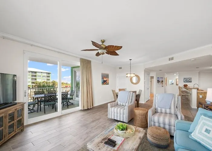Holiday home Hooked Bliss Bay Views Boat Slip Access Gulf Shores