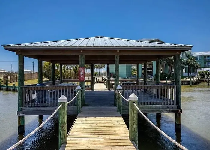 Holiday home Hooked Bliss Bay Views Boat Slip Access Gulf Shores